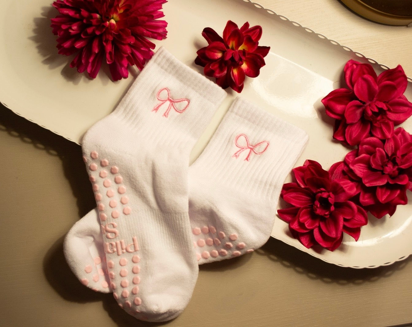 Bow Style Grip Sock 🎀